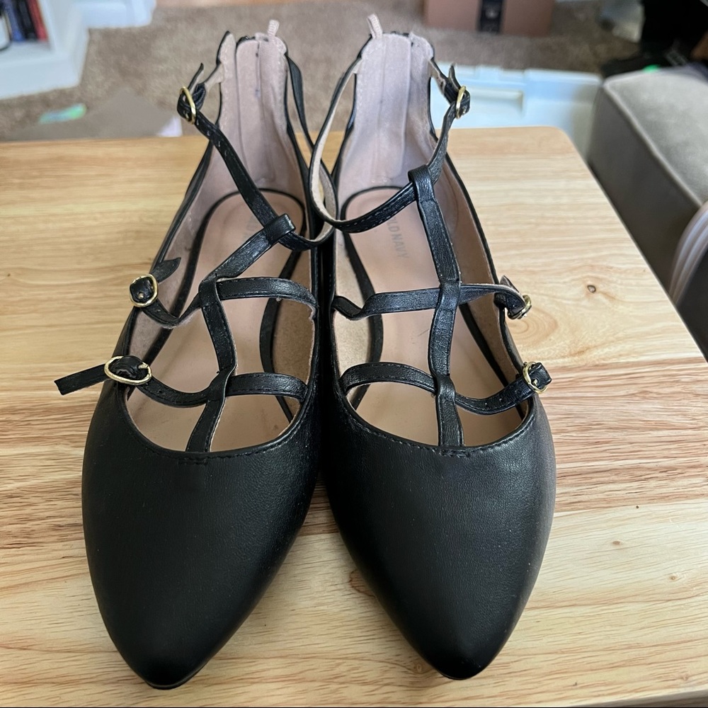 Black Old Navy Strappy Ballet Flat